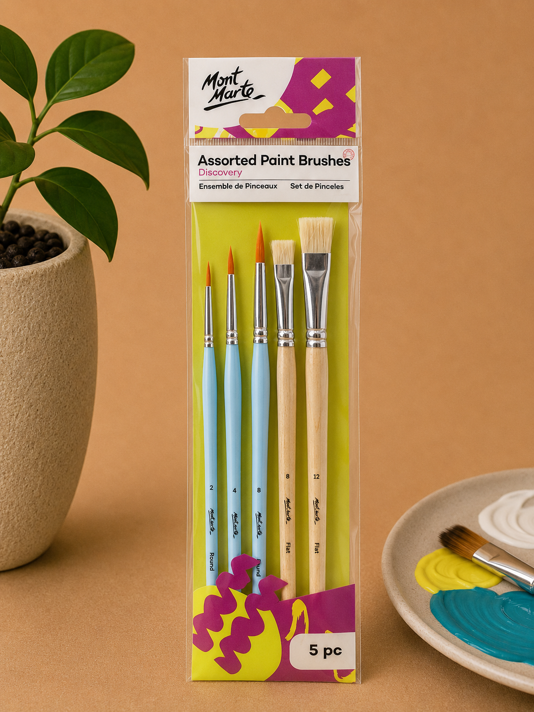 Mont Marte assorted paint brushes 5PCS set with multiple brush shapes for acrylic, watercolor, craft, and art painting projects