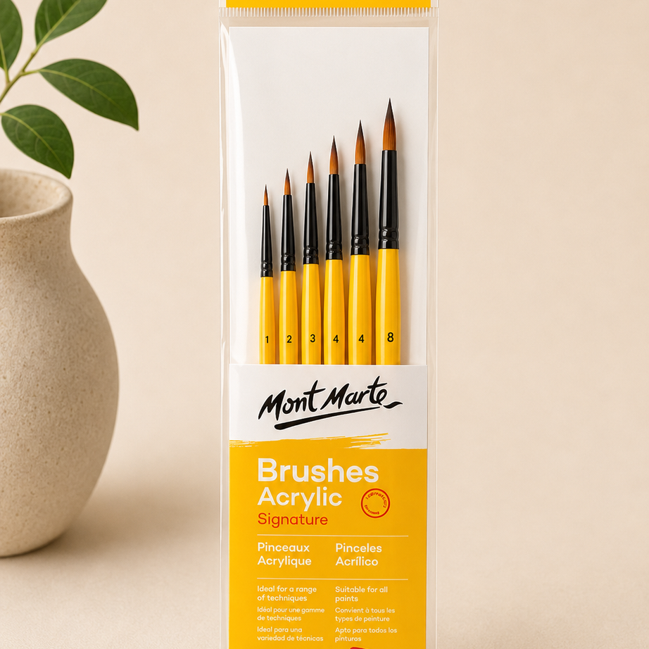Artist quality acrylic paint brush set by Mont Marte with six brushes